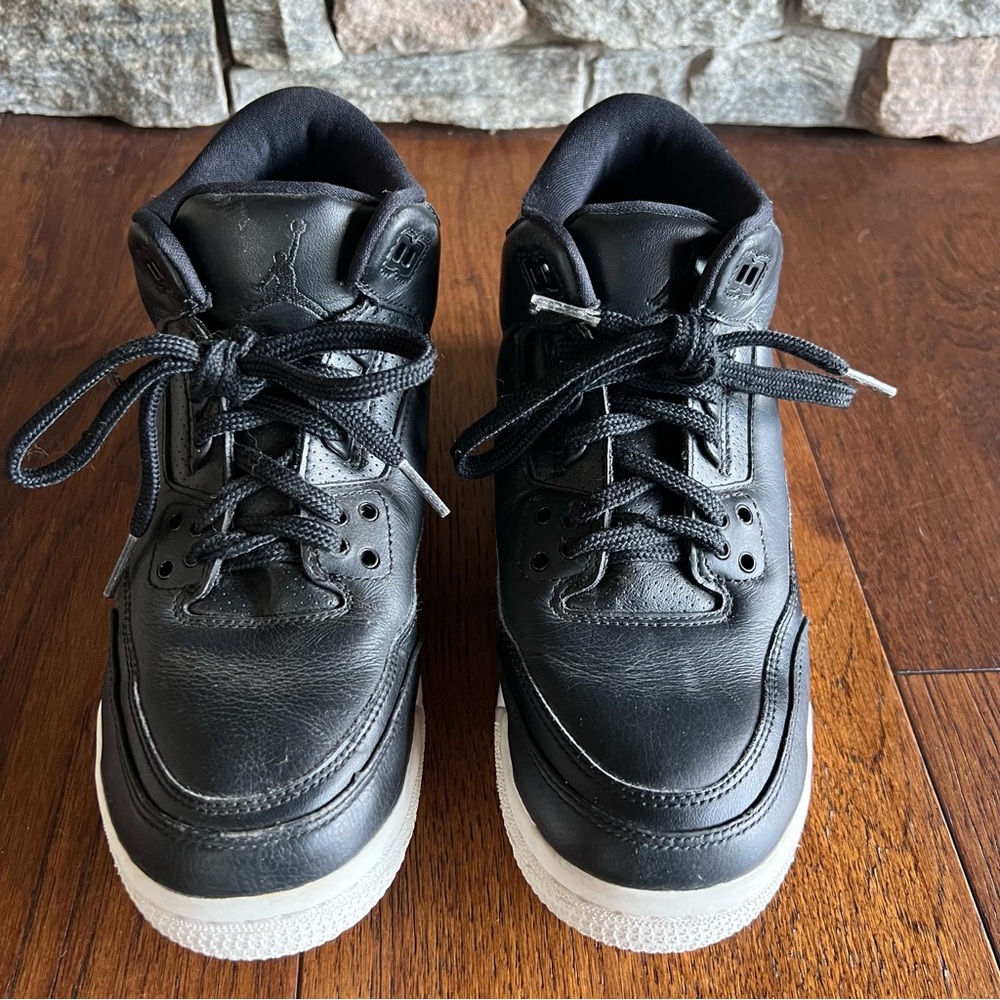 Nike Air Jordan 3 Retro Cyber Monday